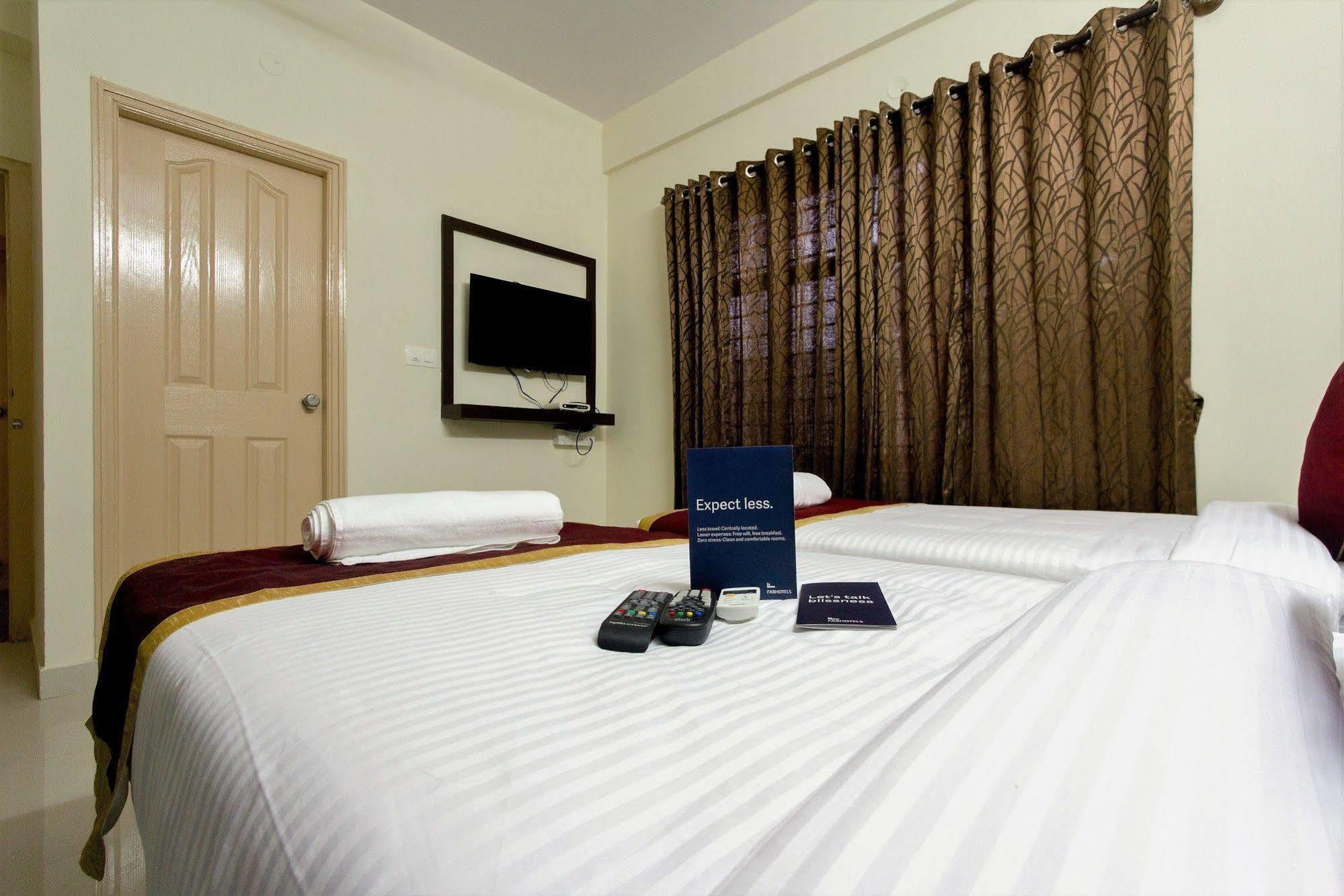 Fabhotel Rms Comforts - Nr Yeshwantpur Railway Station Bangalore Ngoại thất bức ảnh